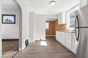 1136 Smith Ave SW, Canton, OH 44706 - Photo 9