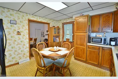 667 Hyatt Ave., Campbell, OH 44405 - Photo 5