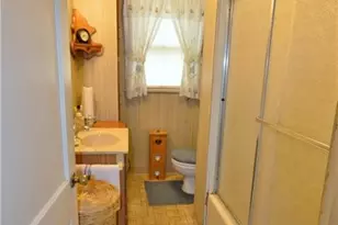 667 Hyatt Ave, Campbell, OH 44405 - Photo 13