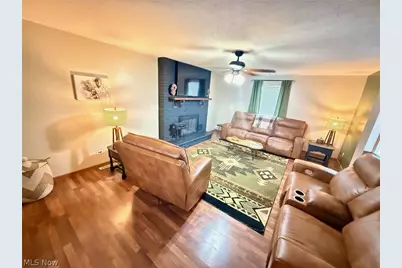 350 W Wildwood Drive, Parkersburg, WV 26101 - Photo 11