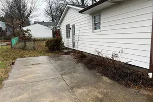 462 Moody St, Akron, OH 44305 - Photo 23