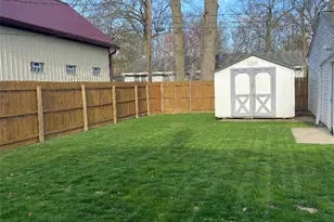 299 Inwood Blvd, Avon Lake, OH 44012 - Photo 3