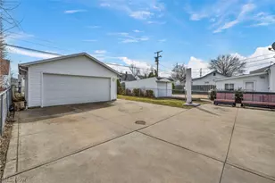 29136 Norman Ave, Wickliffe, OH 44092 - Photo 43