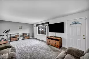 29136 Norman Ave, Wickliffe, OH 44092 - Photo 15