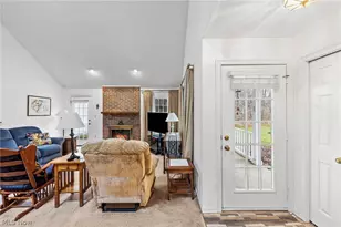 1660 Chapman Way, Grandview Heights, OH 44147 - Photo 13