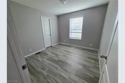 444 Westwoods, Amherst, OH 44001 - Photo 17