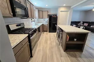 444 Westwoods, Amherst, OH 44001 - Photo 5