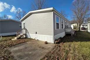 444 Westwoods, Amherst, OH 44001 - Photo 23