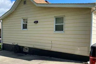 665 Devitt Ave, Campbell, OH 44405 - Photo 5