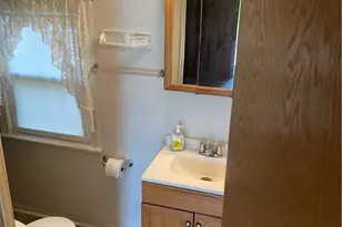 665 Devitt Ave, Campbell, OH 44405 - Photo 9