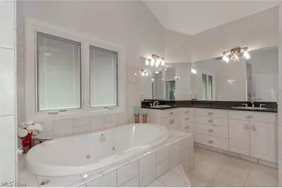 11565 Robin Wood Lane, Chagrin Falls, OH 44023 - Photo 19