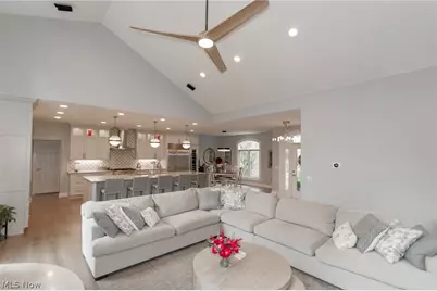 11565 Robin Wood Lane, Chagrin Falls, OH 44023 - Photo 5