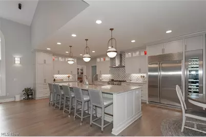 11565 Robin Wood Lane, Chagrin Falls, OH 44023 - Photo 7