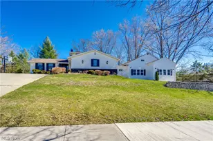 5880 Deepwood Trail, Solon, OH 44139 - Photo 3