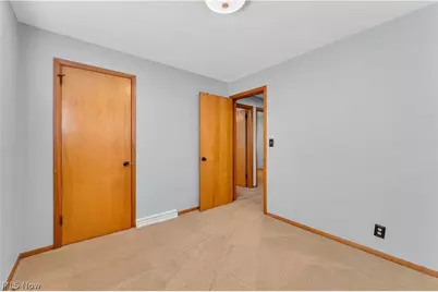 3185 Sunnybrooke Drive, Youngstown, OH 44511 - Photo 21