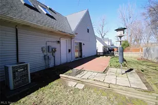 6694 Connecticut Colony Cir, Mentor, OH 44060 - Photo 31