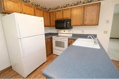 6694 Connecticut Colony Circle #47, Mentor, OH 44060 - Photo 11