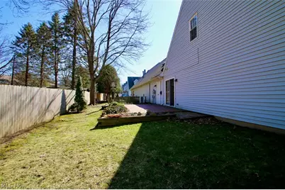 6694 Connecticut Colony Circle #47, Mentor, OH 44060 - Photo 33