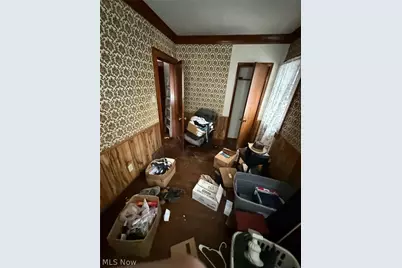 325 Beechwood Drive, Akron, OH 44320 - Photo 11