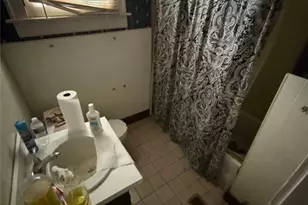 325 Beechwood Dr, Akron, OH 44320 - Photo 13