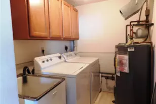 5326 Millcreek Blvd, Brunswick Hills, OH 44212 - Photo 21