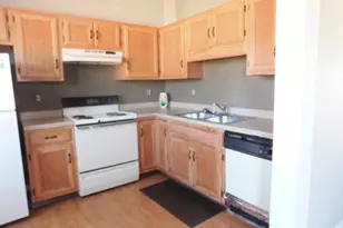 5326 Millcreek Blvd, Brunswick Hills, OH 44212 - Photo 3