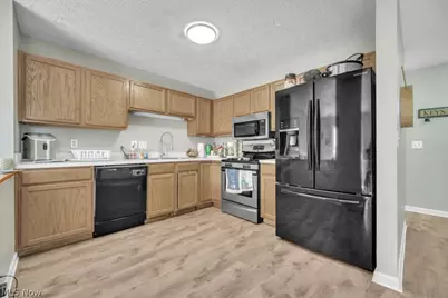 34955 Northview Circle, North Ridgeville, OH 44039 - Photo 3