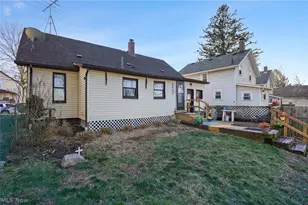 1237 McIntosh Ave, Akron, OH 44314 - Photo 3