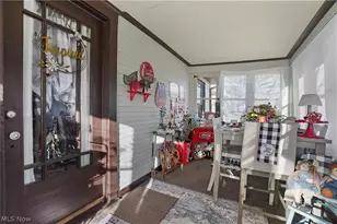 1237 McIntosh Ave, Akron, OH 44314 - Photo 9