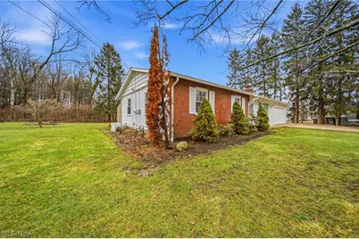 1930 E 52nd Street, Ashtabula, OH 44004 - Photo 3