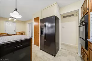 1930 E 52nd St, Ashtabula, OH 44004 - Photo 9