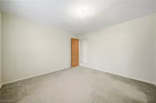 1930 E 52nd St, Ashtabula, OH 44004 - Photo 17