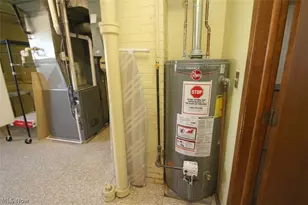 940 Talmadge Ave, Wickliffe, OH 44092 - Photo 31