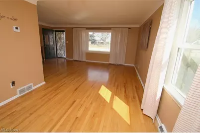 940 Talmadge Avenue, Wickliffe, OH 44092 - Photo 9