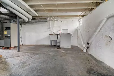 442 Fenton Avenue NE, Canton, OH 44704 - Photo 31