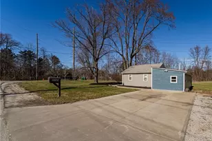 2745 Rockefeller Rd, Willoughby Hills, OH 44092 - Photo 29