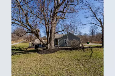 2745 Rockefeller Road, Willoughby Hills, OH 44092 - Photo 1