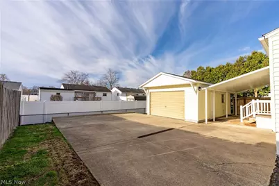 3233 Russ Ranch Street NW, Massillon, OH 44646 - Photo 27