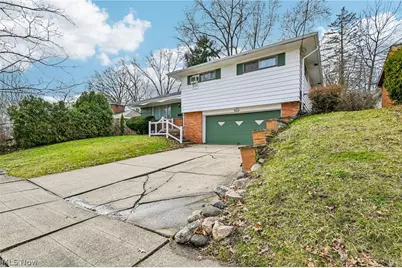 508 Clearbrook Drive, Akron, OH 44313 - Photo 3