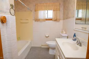 60830 Shaver Hill Rd, Shadyside, OH 43947 - Photo 9