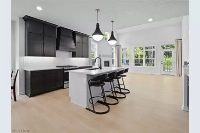 143 Town Centre Drive, Grandview Heights, OH 44147 - Photo 9