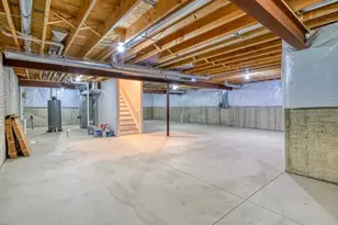 143 Town Centre Dr, Grandview Heights, OH 44147 - Photo 35