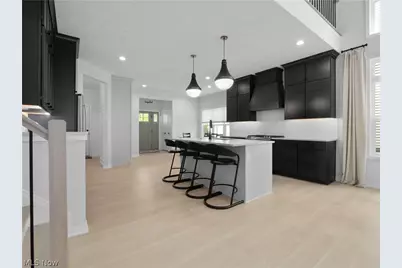 143 Town Centre Drive, Grandview Heights, OH 44147 - Photo 19