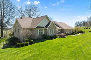 66985 Vista Dr, St Clairsville, OH 43950 - Photo 5