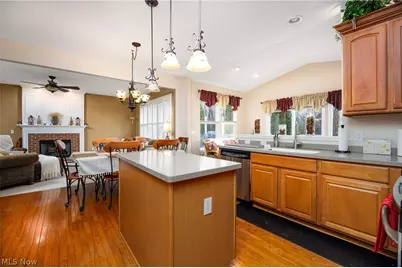 5206 Yorton Lane, Brunswick, OH 44212 - Photo 9