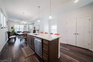 12101 Wade Park Ave, Loveland, OH 44106 - Photo 11