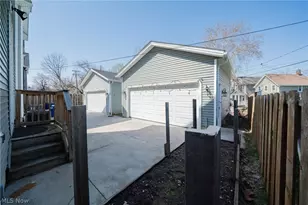 12101 Wade Park Ave, Loveland, OH 44106 - Photo 29