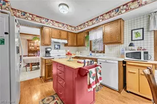 15888 Inglewood Dr, Strongsville, OH 44136 - Photo 11