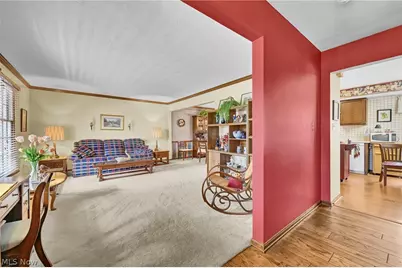 15888 Inglewood Drive, Strongsville, OH 44136 - Photo 5