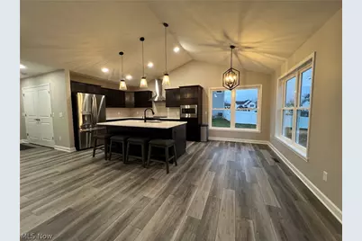 4716 Stevie Avenue SW, Massillon, OH 44646 - Photo 7